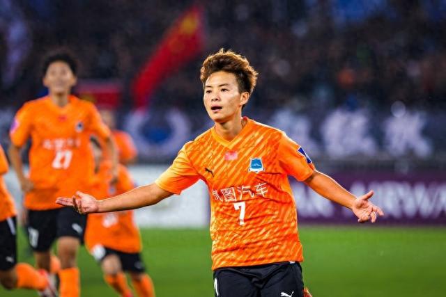 亞冠決戰(zhàn)末刻點球定勝！王霜果斷出擊！