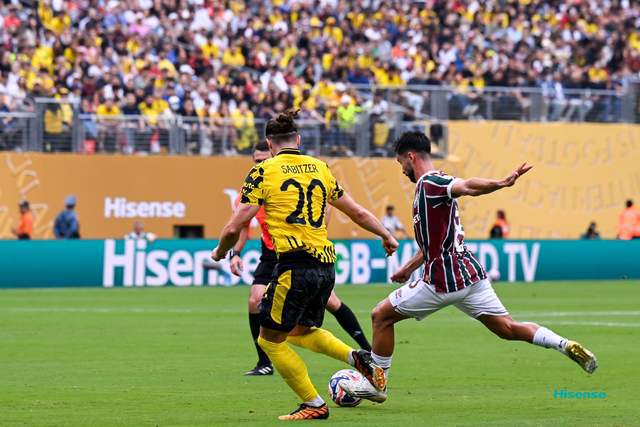 球迷狂熱，0-0激戰(zhàn)！調(diào)侃弟媳父心。