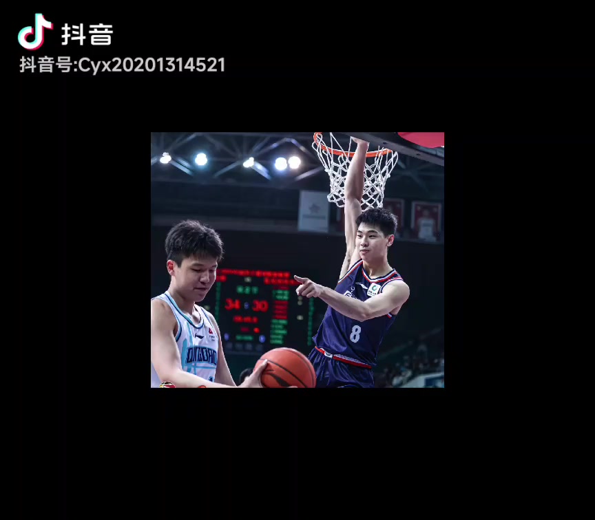 崔永熙曬隔扣楊瀚森你小汁行啊學(xué)好英語不要受傷 期待與你交手