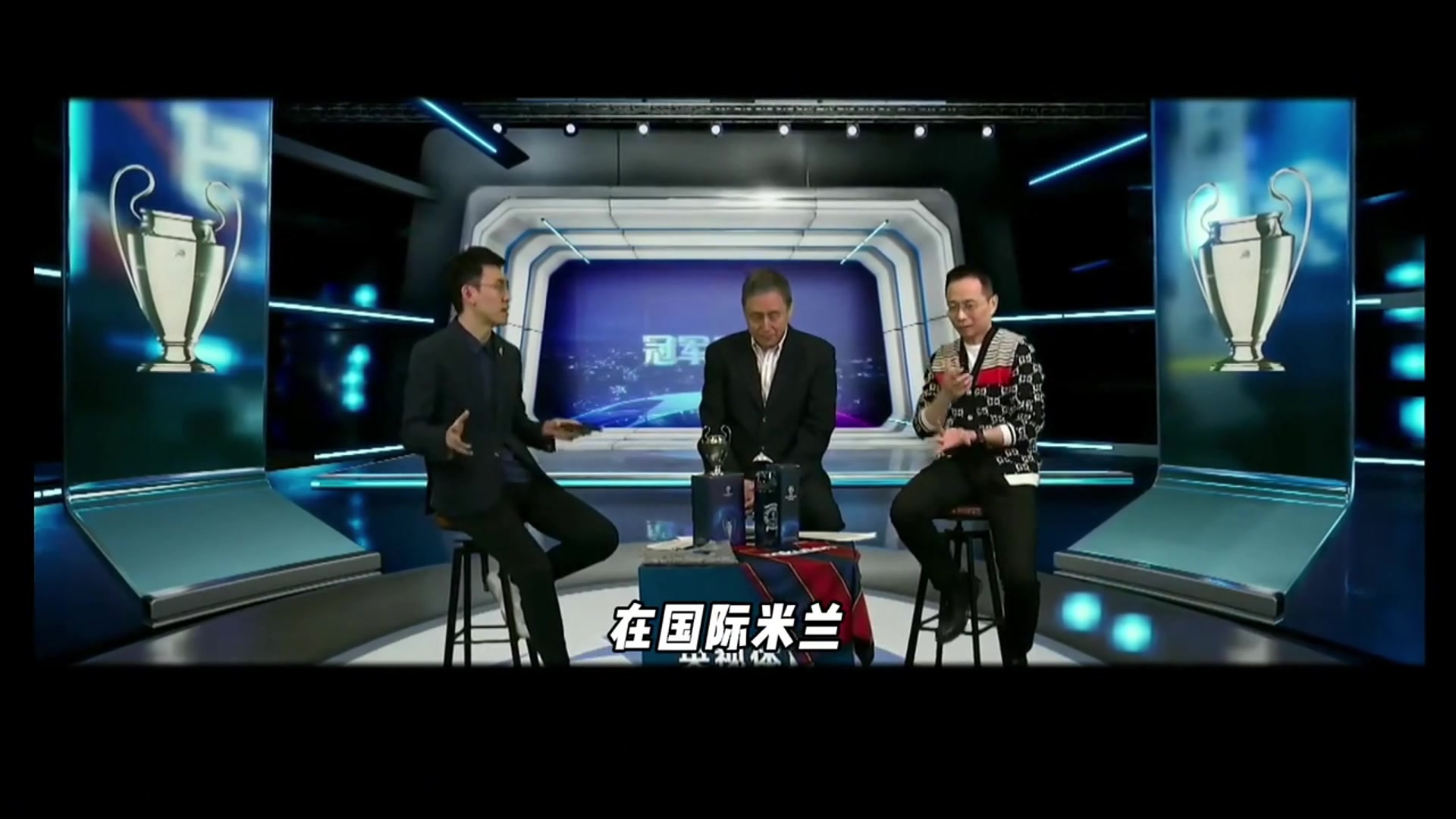 詹俊世界上沒有人單刀能力比羅納爾多強(qiáng)尤其他的鐘擺式過人
