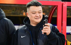 青島足球人口80萬(wàn)，社區(qū)球隊(duì)眾多，年球賽6000余場(chǎng)。
