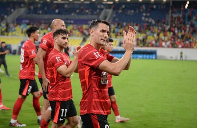 足球報：業(yè)內(nèi)人士認為，蓉城3-0開啟亞洲頂級俱樂部之路